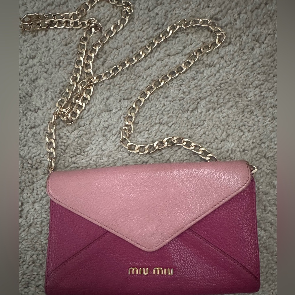 Preloved Authentic Miu Miu Envelope Wallet - image 1